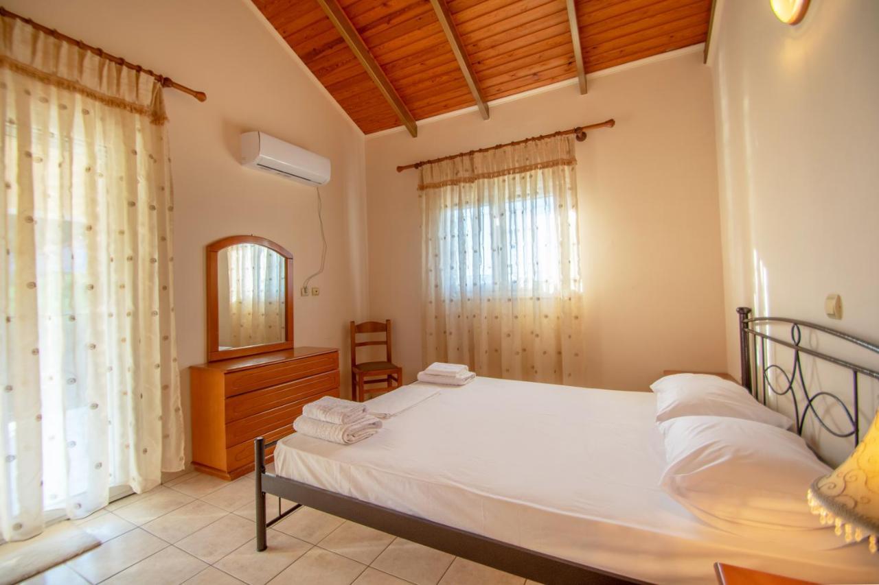 Holiday home Artemis House